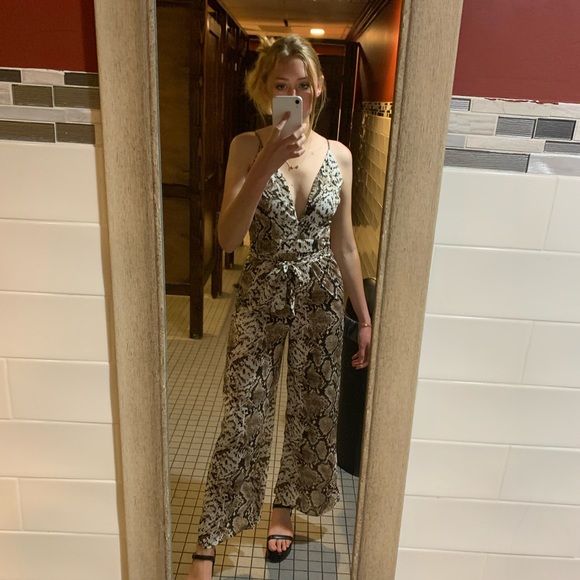Superdown Revolve Python Print Jumpsuit-Sz S - Picture 1 of 2